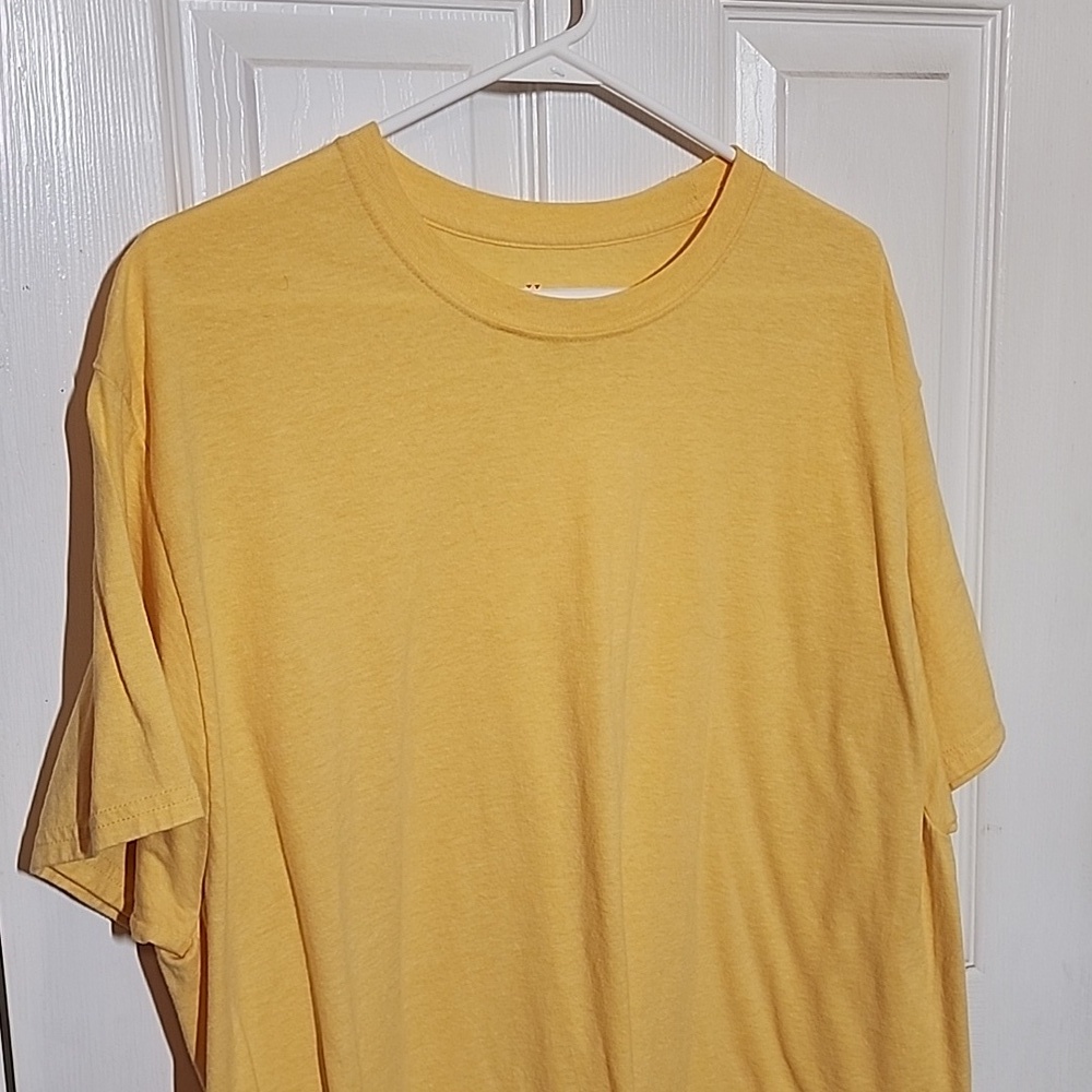 Short sleeve super soft tee
